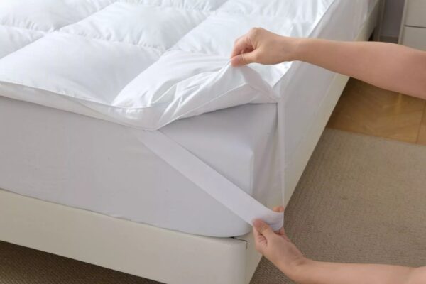 4" Microfiber Mattress Topper 10cm