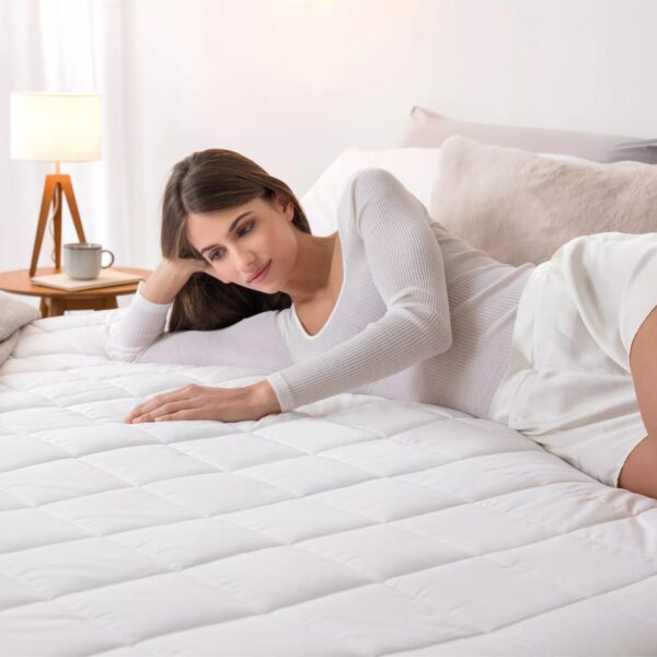 Quilted Mattress Protector Waterproof Deep Fitted Sheet
