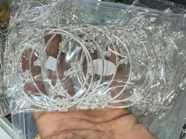 elegant kashmiri golden bangles set pack of 8 Elegant Kashmiri Silver Bangles set - pack of 8 (Copy)
