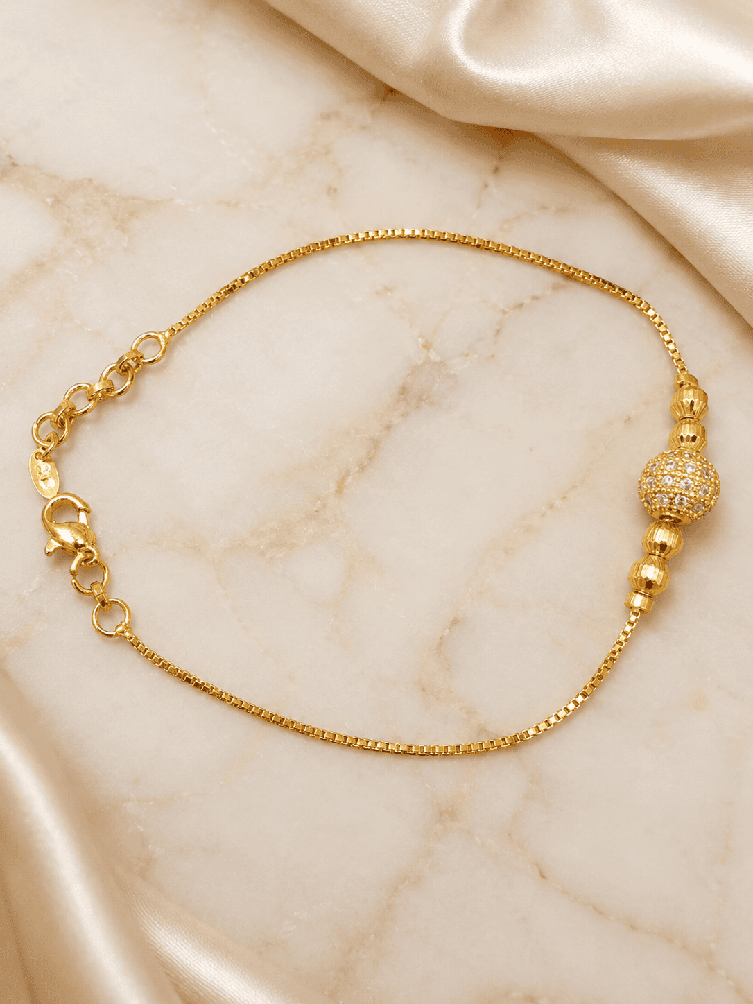 b015 a.webp 24CT Gold platted Bracelet set B015