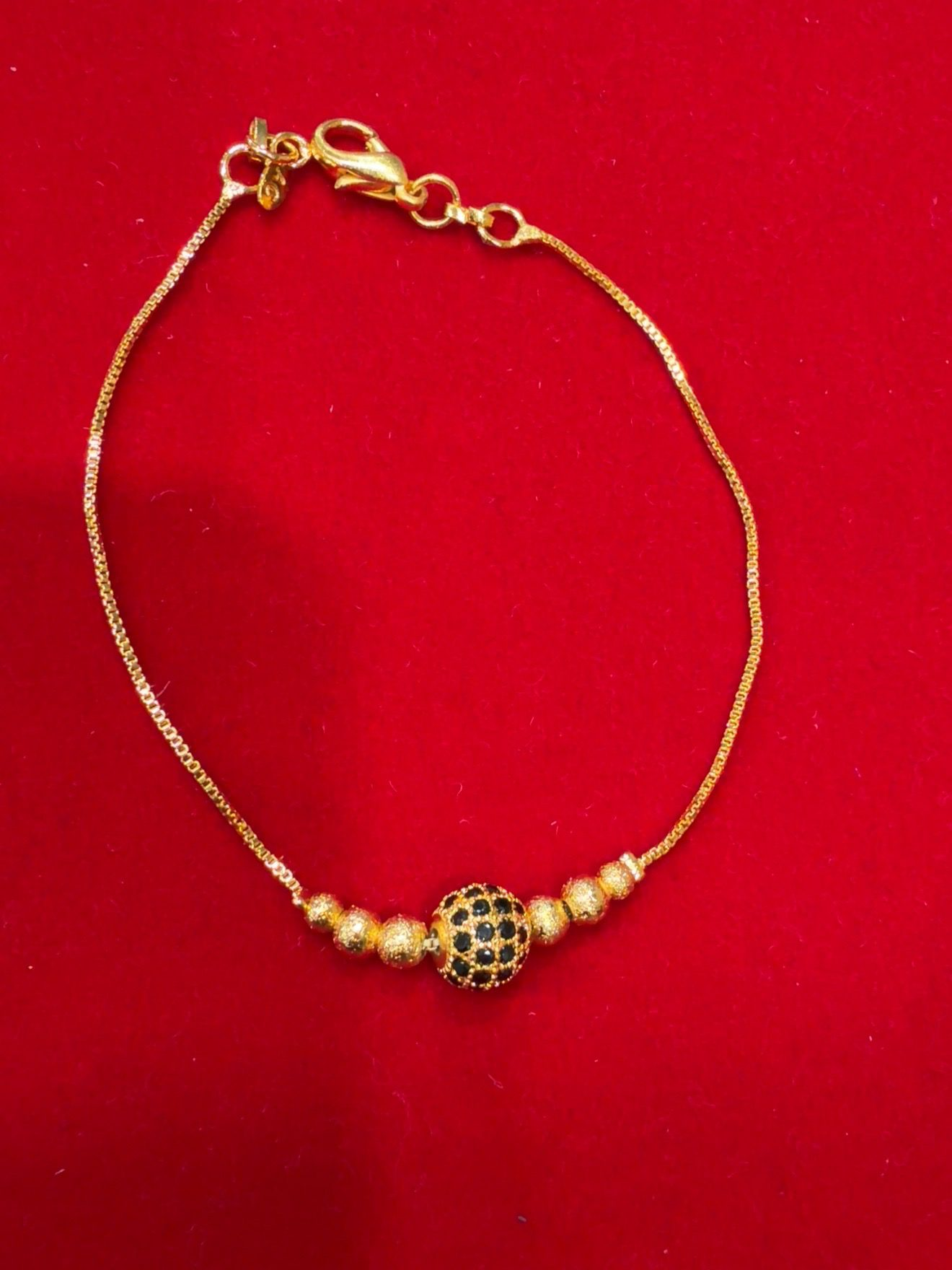 b017 r.webp 24CT Gold platted Bracelet set B017