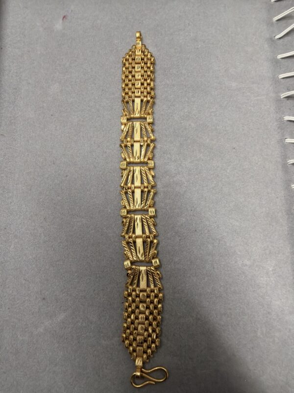 b019 r 24ct Gold Plated Bracelet B019