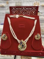 Luxury Multi-Strand Pearl Necklace Set with Matching Earrings 003